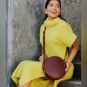 Portland Leather Circle Large Crossbody With Matching Wallet In Cognac